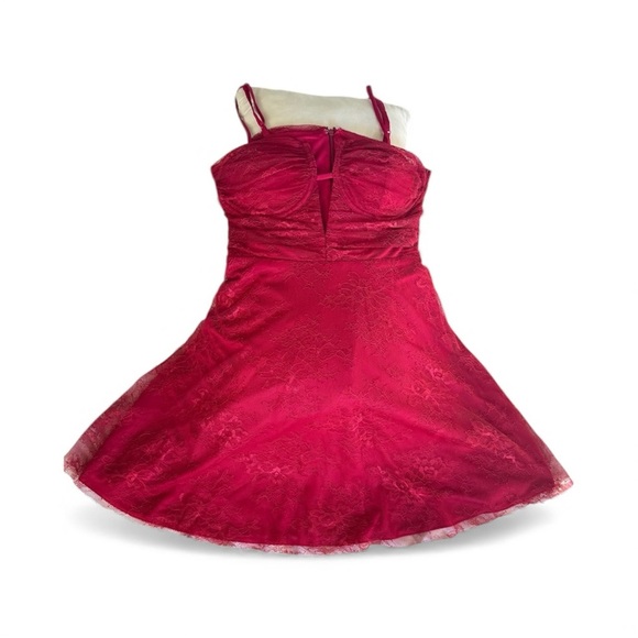 Layered With Love Scarlet Lace Mini Red Dress Size S - Picture 9 of 10